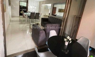 Apartamento de 3 alcobas en venta en Milla De Oro Poblado, Medellín, 93 m² · foto 3 de 19