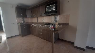 Apartamento de 2 alcobas en venta en Barrio Nuevo, Bello, 87 m² · foto 5 de 19