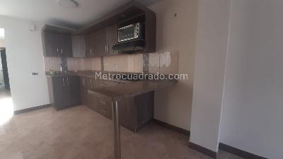 Apartamento de 2 alcobas en venta en Barrio Nuevo, Bello, 87 m² · foto 6 de 19