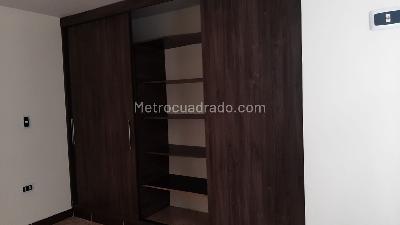 Apartamento de 2 alcobas en venta en Barrio Nuevo, Bello, 87 m² · foto 10 de 19