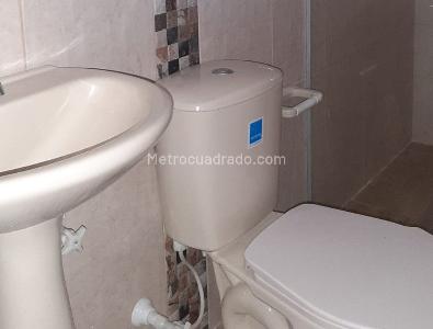 Apartamento de 2 alcobas en venta en Barrio Nuevo, Bello, 87 m² · foto 13 de 19