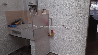 Apartamento de 2 alcobas en venta en Barrio Nuevo, Bello, 87 m² · foto 18 de 19