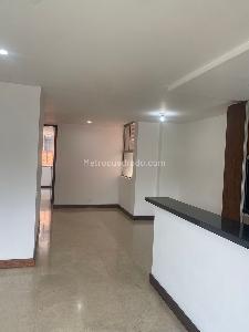 Apartamento en venta en Los Colores, Medellín · foto 3 de 14