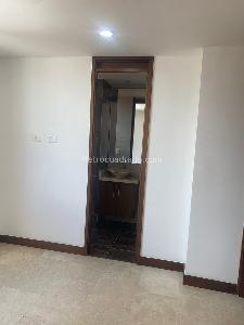 Apartamento en venta en Los Colores, Medellín · foto 10 de 14
