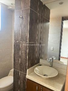Apartamento en venta en Los Colores, Medellín · foto 12 de 14