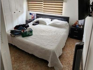 Apartamento de 3 alcobas en venta en Conquistadores, Medellín, 126 m² · foto 7 de 12