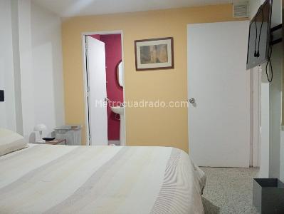 Casa de 3 alcobas en venta en Laureles Lorena, Medellín, 137 m² · foto 12 de 20