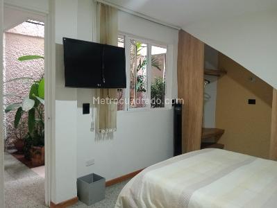 Casa de 3 alcobas en venta en Laureles Lorena, Medellín, 137 m² · foto 13 de 20