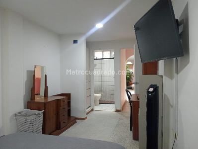 Casa de 3 alcobas en venta en Laureles Lorena, Medellín, 137 m² · foto 16 de 20