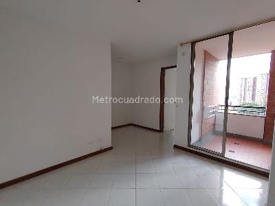 Apartamento en venta en Loma De Los Bernal, Medellín · foto 12 de 20