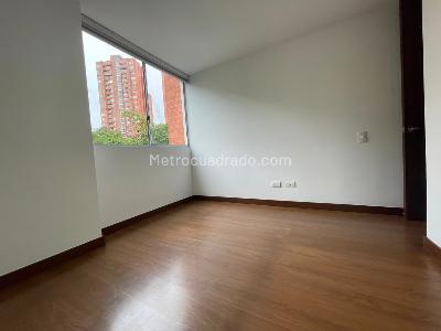 Apartamento en venta en Loma Del Esmeraldal, Envigado · foto 3 de 20
