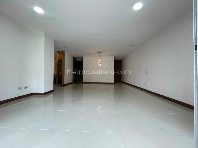 Apartamento en venta en Loma Del Esmeraldal, Envigado · foto 8 de 20