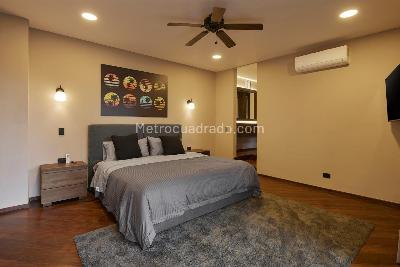 Apartamento de 4 alcobas en venta en Los Balsos Poblado, Medellín, 285 m² · foto 14 de 20