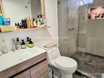 Casa de 5 alcobas en venta en Laureles, Medellín, 380 m² · foto 14 de 20
