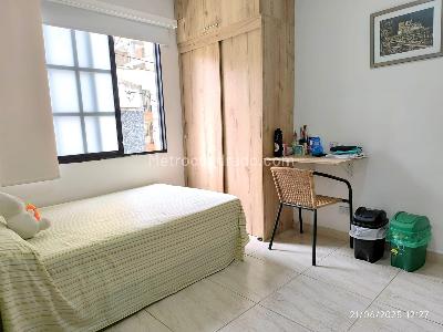 Casa de 5 alcobas en venta en Laureles, Medellín, 380 m² · foto 20 de 20