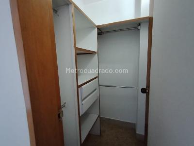 Apartamento en venta en Laureles, Medellín · foto 13 de 20