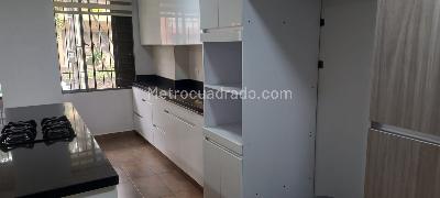 Apartamento de 4 alcobas en venta en Laureles, Medellín, 195 m² · foto 4 de 20