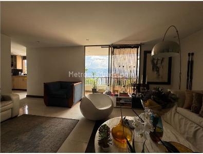 Apartamento de 4 alcobas en venta en El Poblado, Medellín, 117 m² · foto 3 de 20