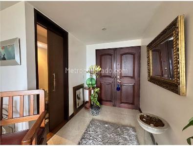 Apartamento de 4 alcobas en venta en El Poblado, Medellín, 117 m² · foto 4 de 20