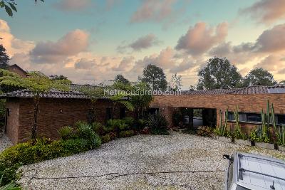 Casa en venta en Llanogrande, Rionegro, 704 m² · foto 9 de 20