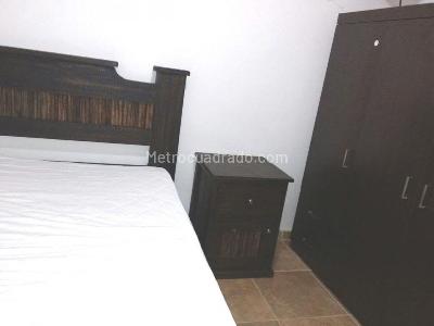 Casa de 5 alcobas en venta en Urbano, Rionegro, 84 m² · foto 2 de 10
