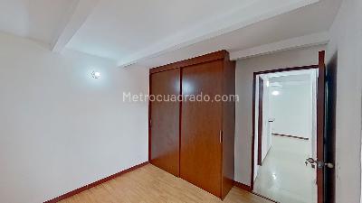 Apartamento de 3 alcobas en venta en Pajarito, Medellín, 45 m² · foto 6 de 6