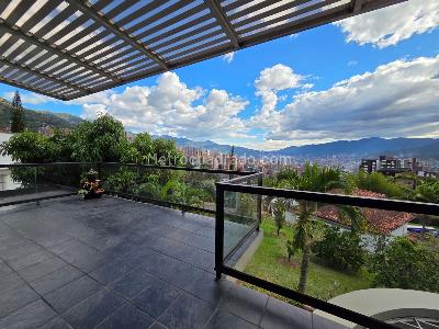 Casa de 5 alcobas en venta en El Poblado, Medellín, 700 m² · foto 10 de 10