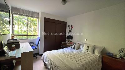 Apartamento de 3 alcobas en venta en Los Balsos, Medellín, 140 m² · foto 13 de 15