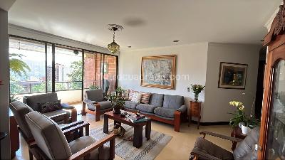 Apartamento de 3 alcobas en venta en Los Balsos, Medellín, 140 m² · foto 4 de 15