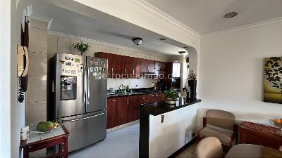 Apartamento de 3 alcobas en venta en Los Balsos, Medellín, 140 m² · foto 9 de 15