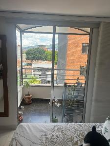 Apartamento en venta en Los Colores, Medellín · foto 2 de 20