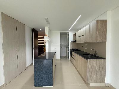 Apartamento de 1 alcoba en venta en Llanogrande, Rionegro, 61 m² · foto 3 de 14
