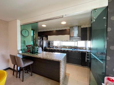 Apartamento en venta en El Poblado, Medellín · foto 4 de 10