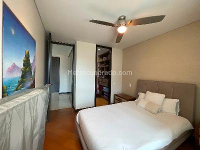 Apartamento en venta en El Poblado, Medellín · foto 7 de 10