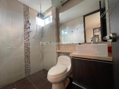 Apartamento en venta en El Poblado, Medellín · foto 8 de 10
