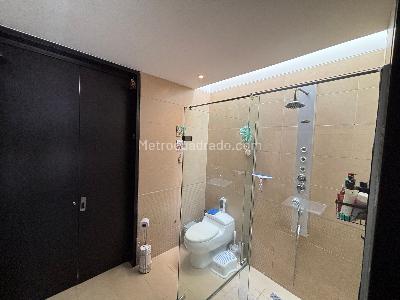 Casa de 4 alcobas en venta en San Jorge, Envigado, 245 m² · foto 15 de 20