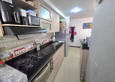 Apartamento en venta en Rodeo Alto, Medellín · foto 2 de 11