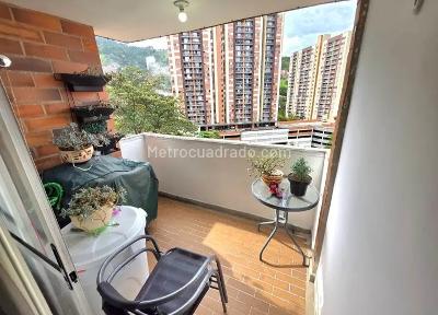 Apartamento en venta en Rodeo Alto, Medellín · foto 4 de 11
