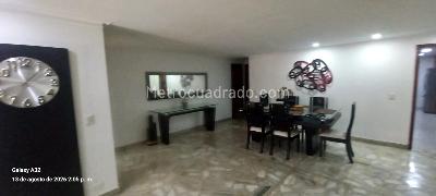 Apartamento en venta en Laureles, Medellín · foto 3 de 20