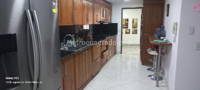 Apartamento en venta en Laureles, Medellín · foto 6 de 20