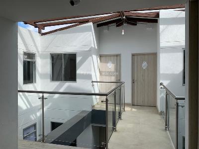 Apartamento de 2 alcobas en venta en Centro, Rionegro, 55 m² · foto 3 de 14