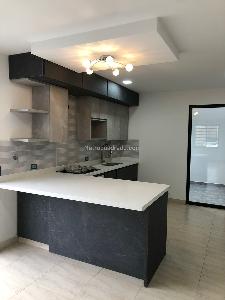 Casa de 4 alcobas en venta en Santa Maria Campestre, Rionegro, 180 m² · foto 2 de 18