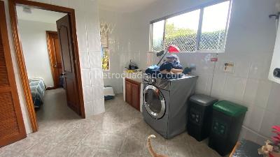 Casa de 4 alcobas en venta en El Poblado, Medellín, 360 m² · foto 15 de 19