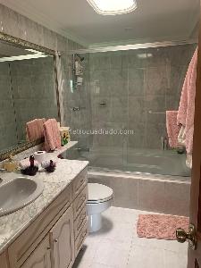 Casa de 4 alcobas en venta en El Poblado, Medellín, 360 m² · foto 16 de 19
