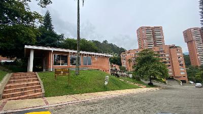Casa de 4 alcobas en venta en El Poblado, Medellín, 360 m² · foto 19 de 19