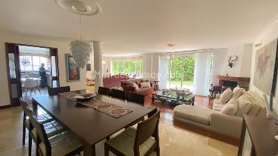 Casa de 4 alcobas en venta en El Poblado, Medellín, 360 m² · foto 2 de 19