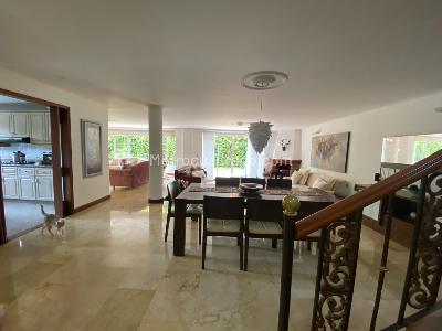 Casa de 4 alcobas en venta en El Poblado, Medellín, 360 m² · foto 5 de 19