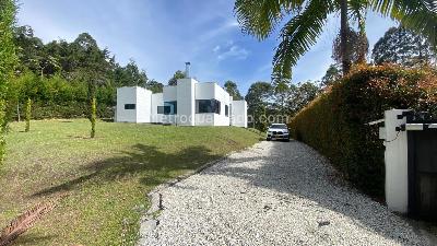 Casa de 3 alcobas en venta en Oriente, Medellín, 290 m² · foto 12 de 15
