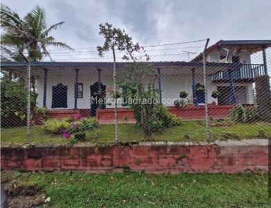 Casa de 5 alcobas en venta en Urbano, Rionegro, 300 m² · foto 7 de 20