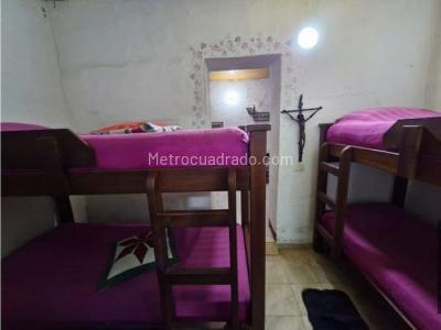 Casa de 5 alcobas en venta en Urbano, Rionegro, 300 m² · foto 9 de 20